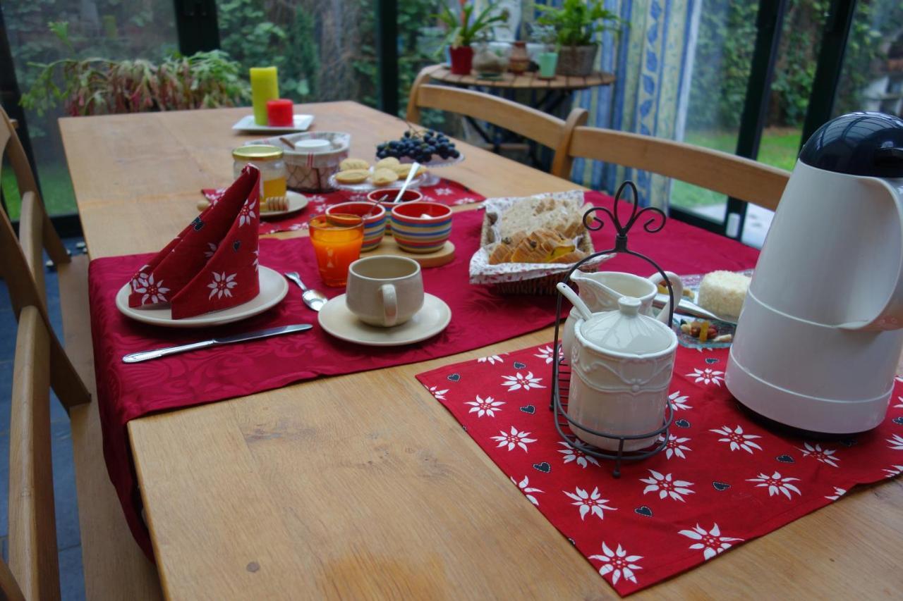 Au Fil Des Reves Bed and Breakfast Buitenkant foto